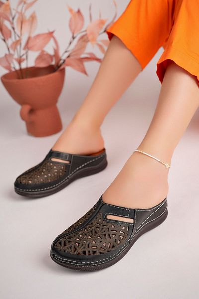 Akgün Terlik Genuine Leather Black Massage Sole Comfortable Women's Slippers - Order Size 1 Large