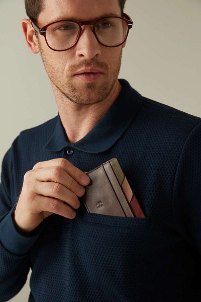 HELMBROOK Elton Erkek - Калъф за карти Slim Design Plus Color от кожа, кафяв, с множество отделения и RFID защита