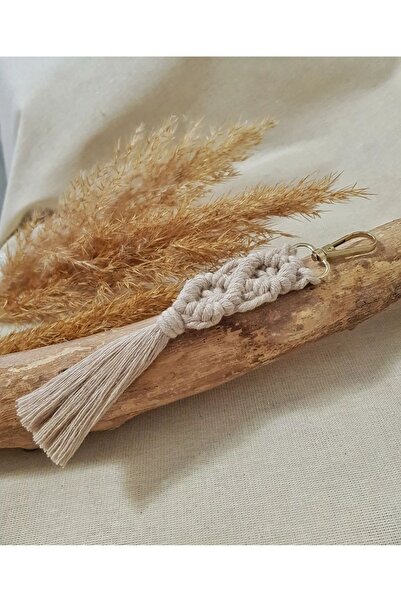 Larmina Decoration ميدالية مفاتيح مكرامية قطعة واحدة