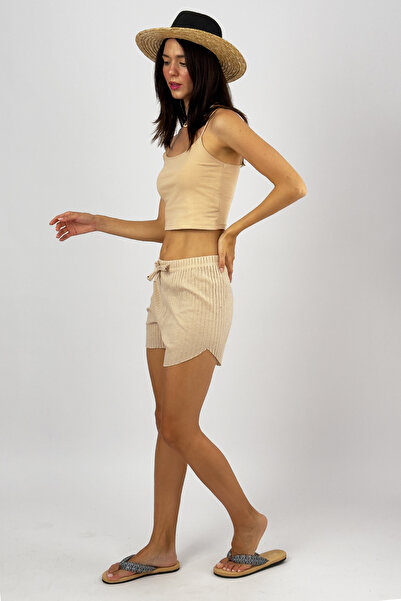 Betimoda 100% Cotton Women's Corduroy Striped Slim Shorts Beige