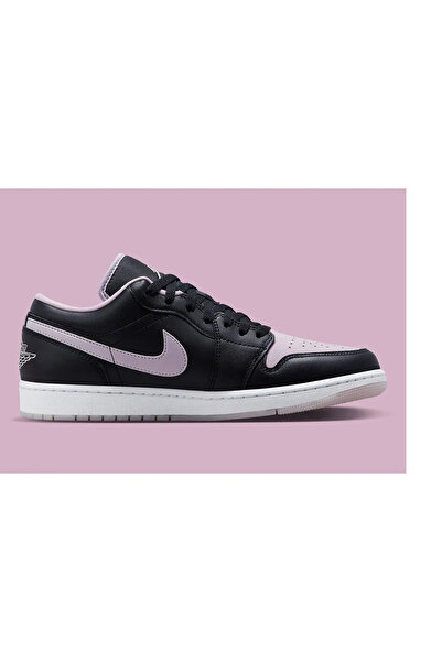 Nike AIR JORDAN 1 LOW SE BLACK/ICED LILAC-WHITE