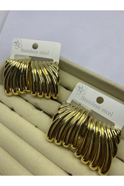 B.BOXED Hailey bieber earrings steel earrings gold