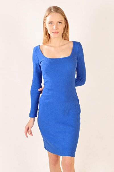 ESPİNA Жіноча сукня-футляр з квадратним вирізом, довгими рукавами та середньою довжиною