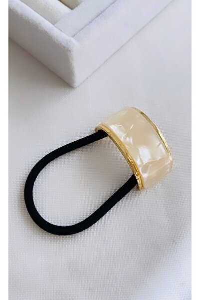 VNS Accessories مشبك مطاطي بتفاصيل عظمة معدنية بيرليسسينت