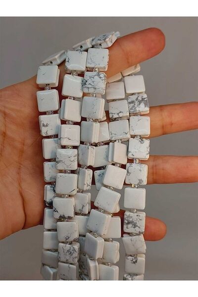 Yasamtohumu 10x10mm kvadratna kroj narukvica dužine howlite - pola niza (4957...