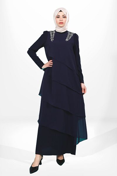 Beyza Μπλε ναυτικό φόρεμα Hijab - Λεπτομέρεια από πέτρα στους ώμους και βολάν 5589