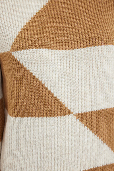 Trendyol Modest Soft Textured Camel Knitwear Sweater - Thessaloniki Knit, Block Pattern TCTAW25AK00005