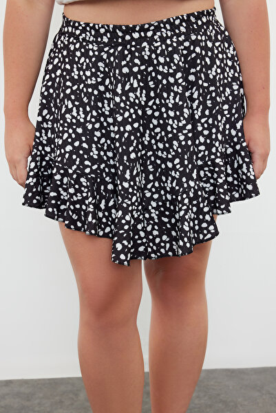 Trendyol Curve Asymmetrical Knitted Shorts Skirt with Black Inside Shorts Tbbss24Ap00037