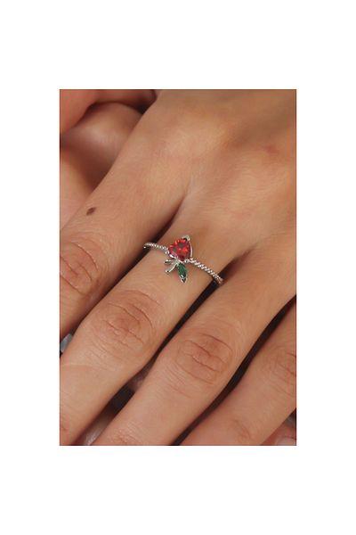 Moka Shopin Silver Color Zircon Stone Strawberry Figure Women's Ring