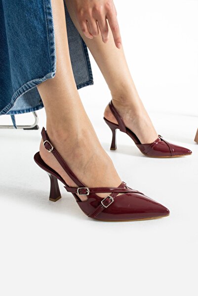 Zişan Shoes حذاء كليوباترا بكعب 9 سم من الجلد اللامع