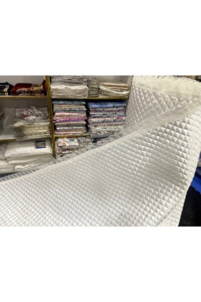Yarençeyiz Dolap Içi Kapitone Dantelli Raf Örtüsü En 50cm × Boy 10 M