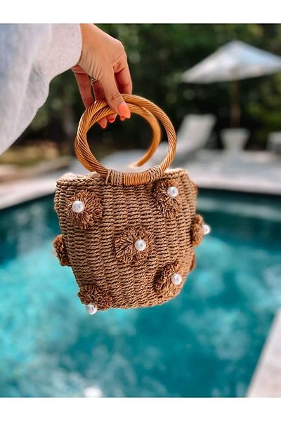 FASHION COCKTAIL Bohemian Tiny Straw Bag with Pearls and Tassels - Wooden Handle and Drawstring Lining