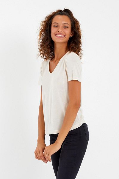 QUHOX Tricou damă din material modal cu decolteu în V, Ecru