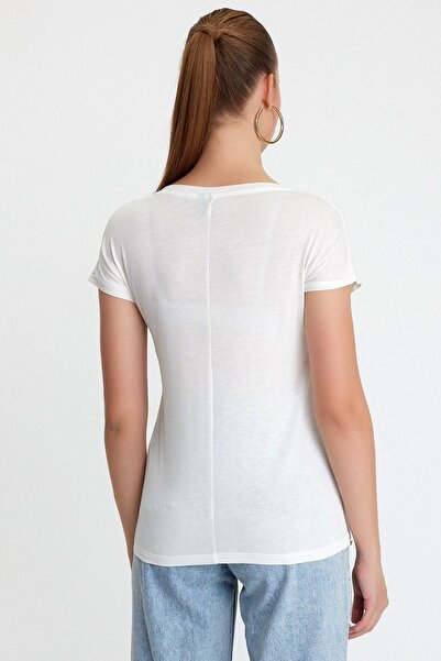 QUHOX Γυναικείο μπλουζάκι από ύφασμα μπαμπού με λαιμόκοψη σε λευκό χρώμα