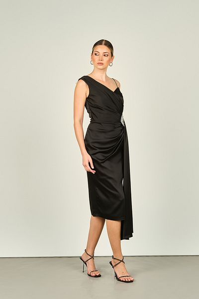 Dans Black Araboy Evening Dress - Rhinestone Embroidered and Side Train Dress 1510