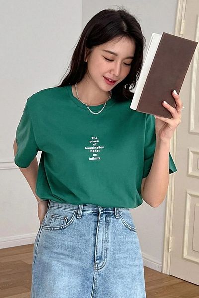 DAXİS Sportwear Company Tricou supradimensionat cu decolteu triplu imprimat pentru femei