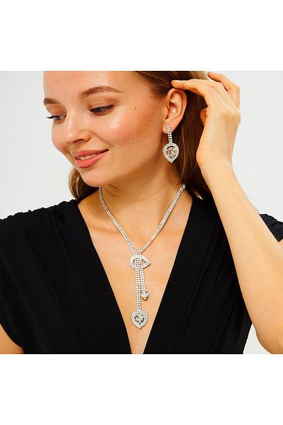 Flaner Paris Aksesuar Drop stone necklace and earrings set