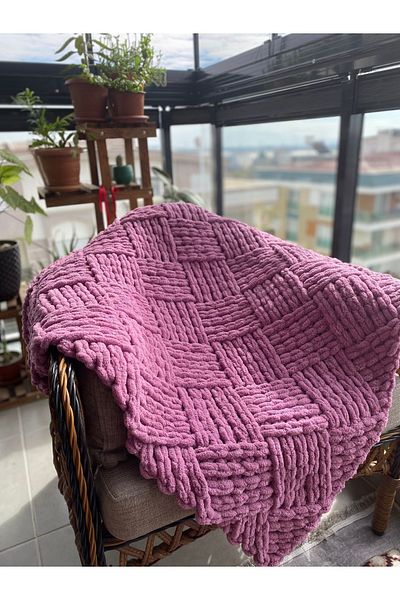 Alize Puffy baby blanket