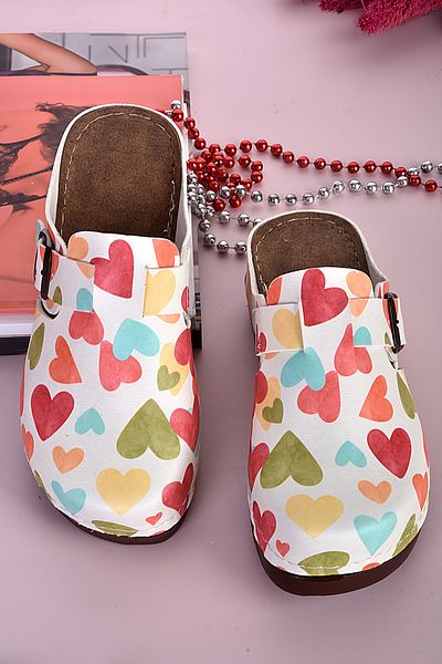 azizsahinshoes Ανατομικές Παντόφλες 3016 - Πολύχρωμες Καρδιές με σχέδιο