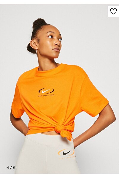 Nike Помаранчева графічна короткорукавна жіноча спортивна футболка - вільний ...