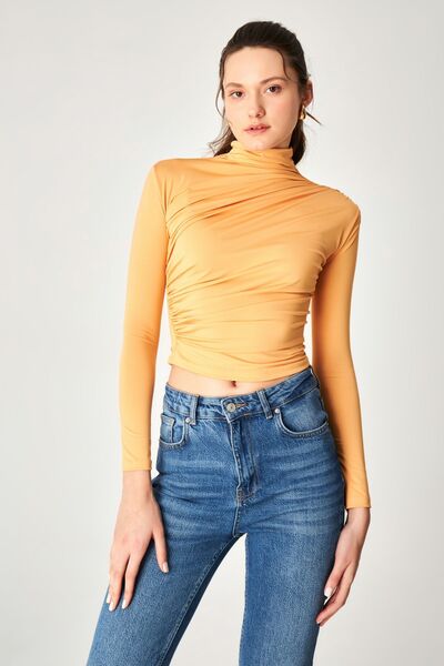 Kallisto Ανοιχτό πορτοκαλί πολυαμίδιο με γιακά ντραπέ μπλούζα