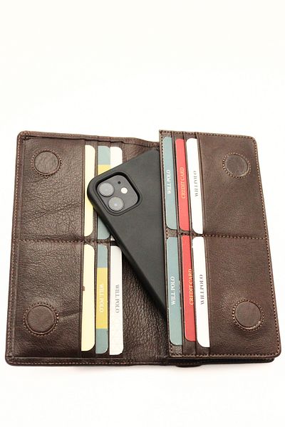 willpolo Genuine Leather - Hand-Held Portfolio Long Wallet with Phone Compartment and Magnet