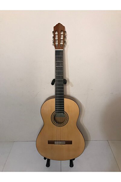 Yamaha C30 Klasik Gitar (mağazada Kullanılmış)