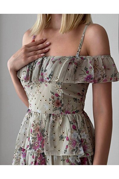 lolembutik Düşük Omuz Kat Etekli Gipeli Şifon Kumaş Mini Koyu Yeşil Elbise