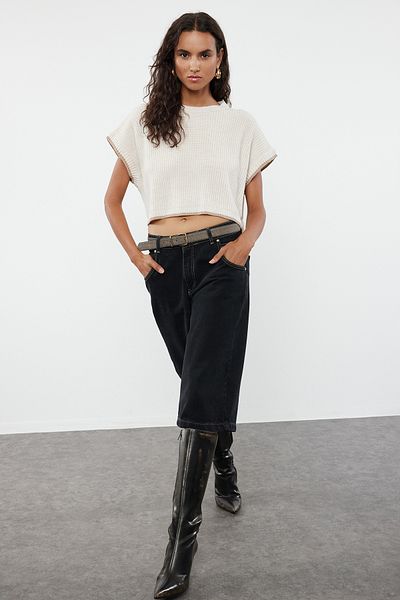 Trendyol Collection Mehr Sustainable Stone Color Wide Fit Crop Knitwear Pullover – Rundhalsausschnitt TWOAW25SV00004