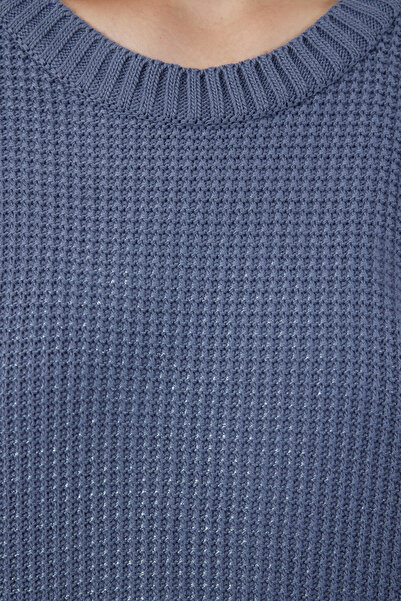 Trendyol Collection Pulover tricotat cu imprimeu folie albastră TWOAW24KZ00969