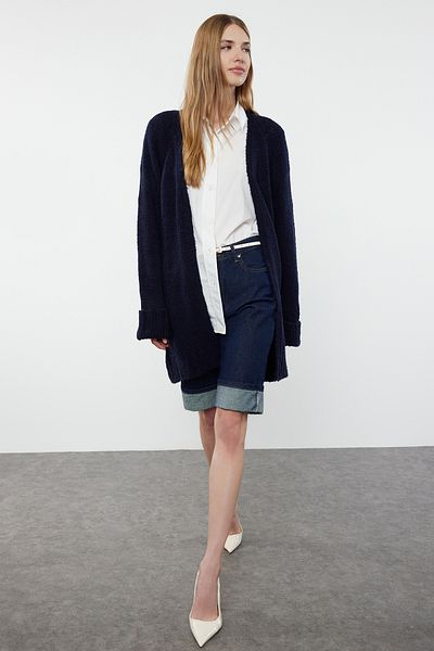 Trendyol Collection Széles, sötétkék puha kötöttáru kardigán - TWOAW21HI0555