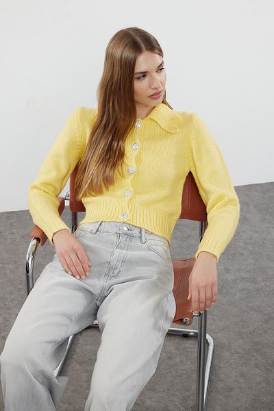 Trendyol Collection Sárga puha kötöttáru Crop kardigán - ékszergombos TWOAW25HI00098