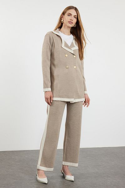 Trendyol Modest Mink kötöttáru kabát és nadrág szett - TCTAW24US00117