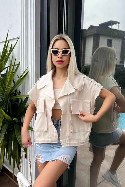 For Angels Beige Linen Vest with Pocket Detail