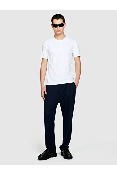 Sisley Erkek Beyaz %100 Pamuk Düğmeli Bisiklet Yaka Slim Fit Slub T-Shirt