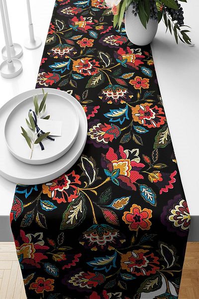 on the clouds Runner cu model floral negru - țesătură rezistentă la pete, masă pentru sufragerie și bucătărie, diferite modele de alergare