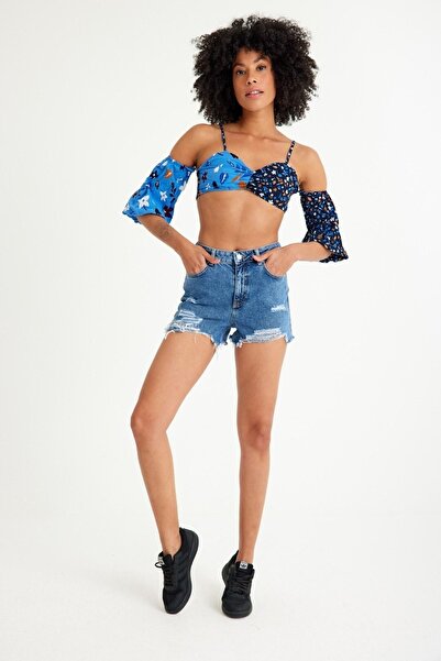 Kutaf Mom Kalıp Cep Altı Ve Paça Lazerli Denim Şort