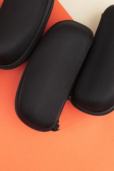 LOOKUP NEW 3 Pieces Black Zippered Anti-Scratch Glasses Container Case Box