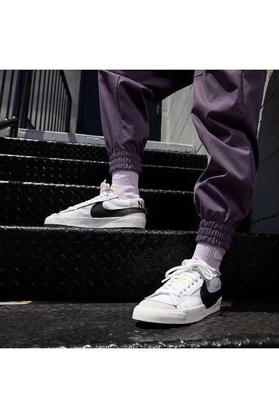 Nike Sportie Blazer Low '77 Jumbo White Sneakers