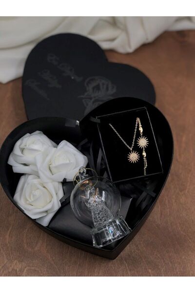 Masalsı Concept en özel hediye sensin yazılı kalpli kutuda sevgiliye eşe anne...