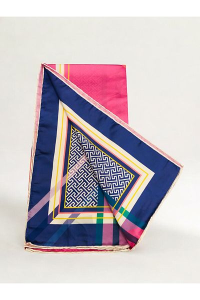 Akel Φουλάρι Alpha Twill με ριγέ ζιγκ-ζαγκ μοτίβο 95x95 cm