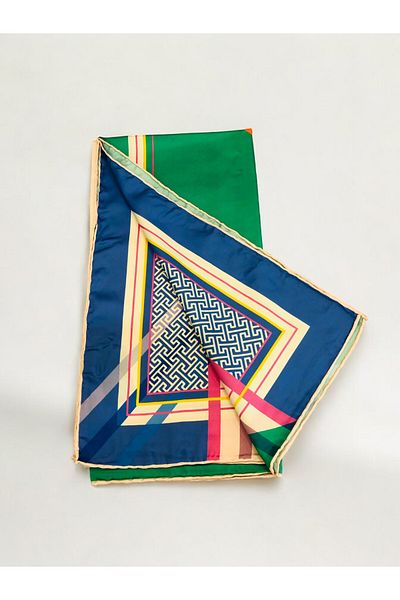 Akel Φουλάρι Alpha Twill με ριγέ ζιγκ-ζαγκ μοτίβο 95x95 cm