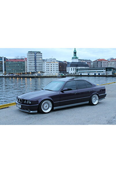 Genel Markalar BMW E34 YAN MARŞBİYEL TAKIMI FİBER BOYASIZ