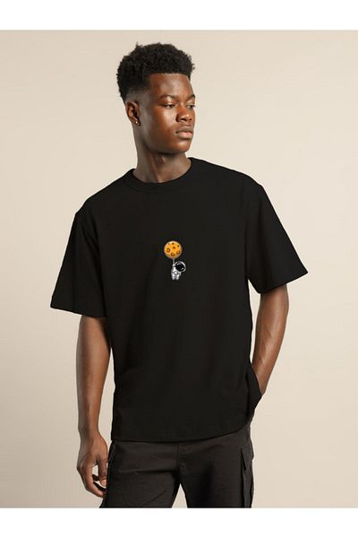 MODADEER Flying Astronaut Patterned Unisex Oversize T-Shirt