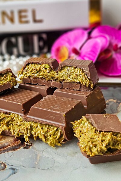 ksana choco Belçika Çikolatası: İçi Bol Kadayıflı Ve %70 Antep Fıstığı Ezmeli Dubai Künefe Çikolata
