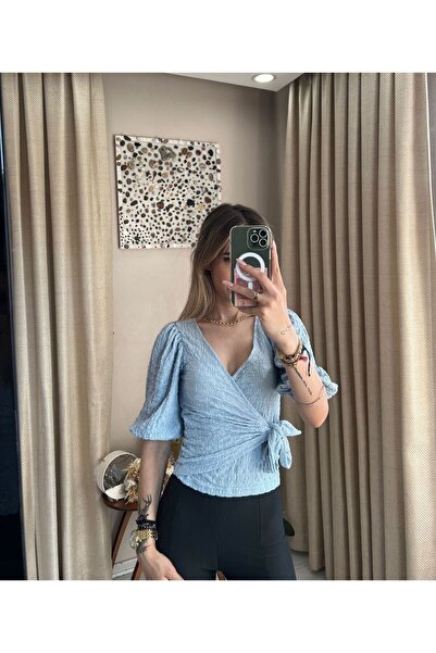 İBABUTİK Μπλούζα με μανίκια μπαλόνι με λεπτομέρεια πλεξούδας στο πλάι