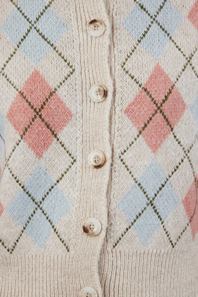 Trendyol Collection Diamond Patterned Soft Textured Knitwear Cardigan - Jacket Look Twoaw25Hi00022