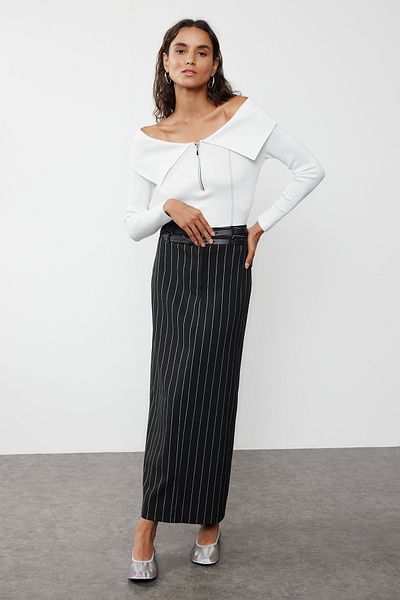 Trendyol Collection Turndown Collar Ecru Knitwear Svetr - TWOAW25KZ00134