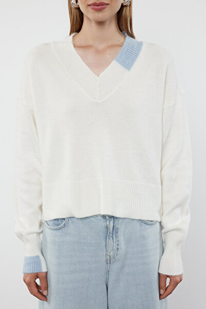 Trendyol Collection Soft Textured Ecru Knitwear Sweater - Scarf, Twoaw25Kz00205