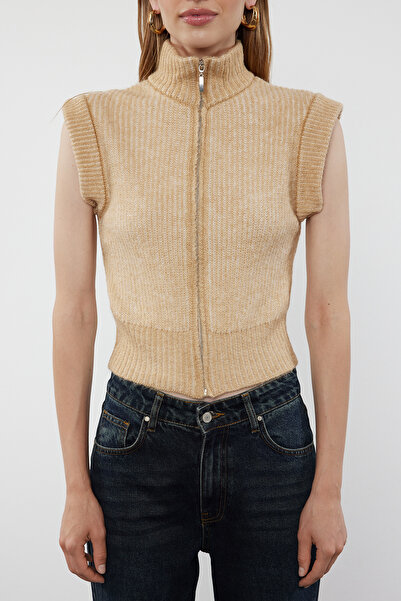 Trendyol Collection Beżowa miękka teksturowana kamizelka ze stójką - detale zamka błyskawicznego Twoaw25Ye00033